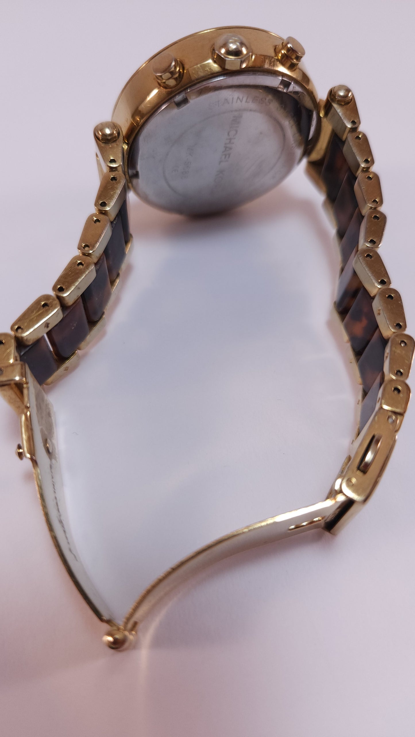 Reloj Michael Kors Dorado con Cafe