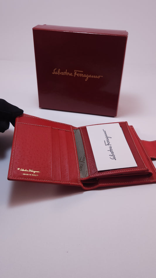 Cartera Salvatore Ferragamo de Piel Roja con Gancini - Certificado Autenticidad