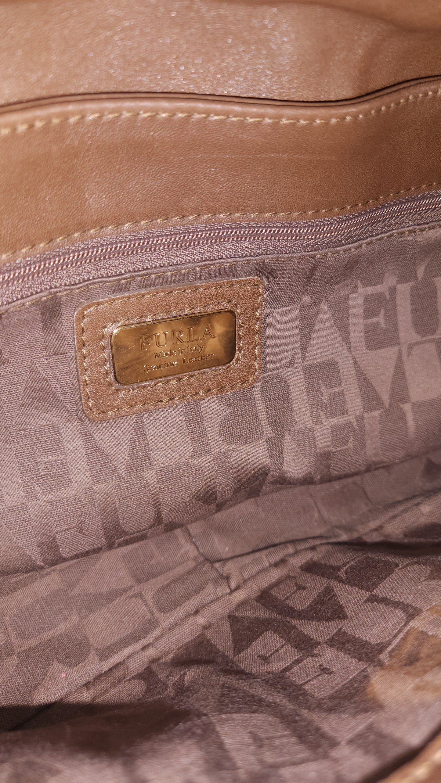 Bolsa de Mano Furla Estilo Pitón