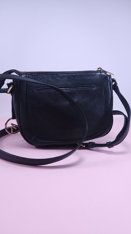 Bolsa Cruzada Michael Kors de Piel Negra