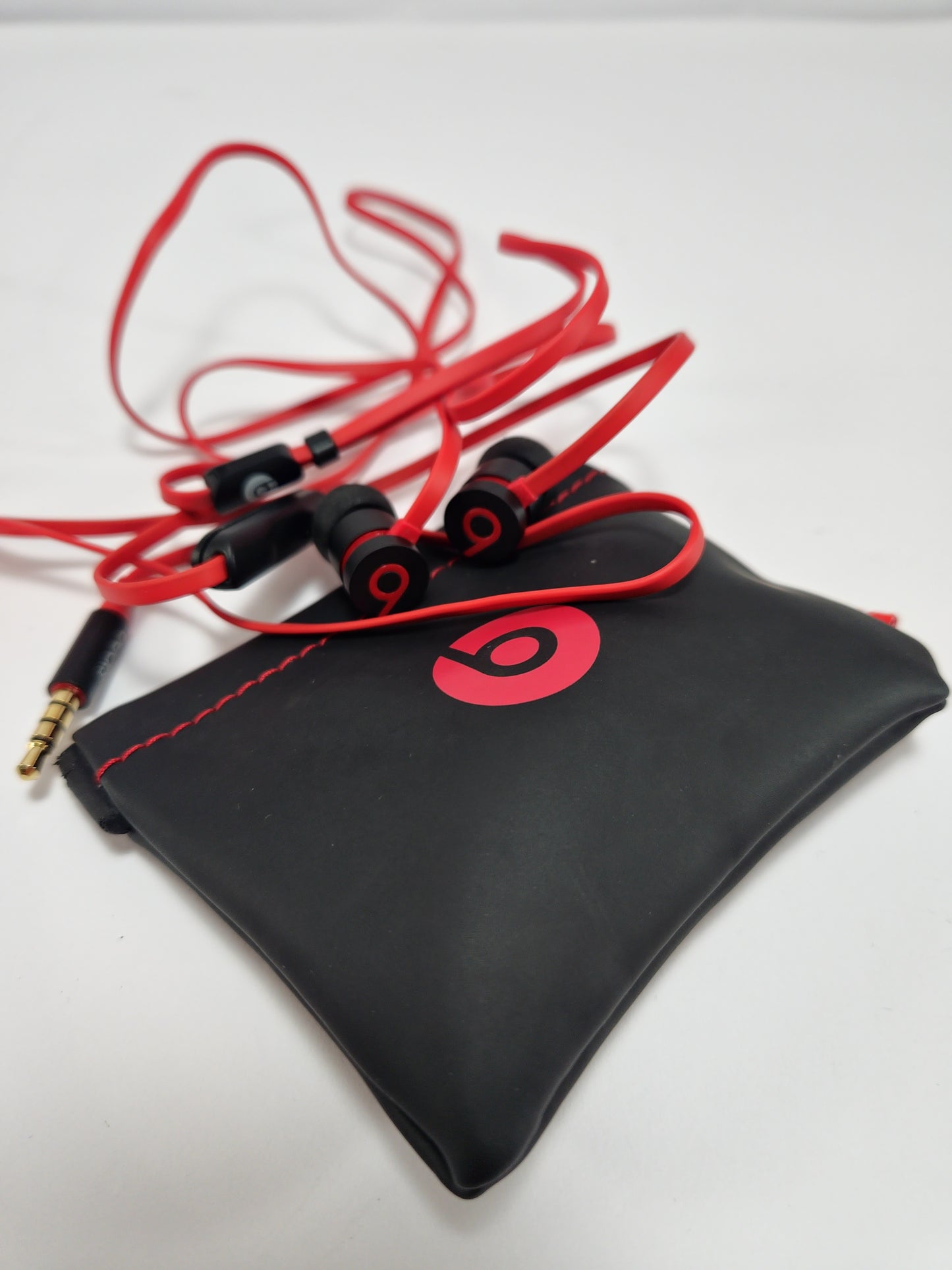 Audífonos Beats urBeats con Cable