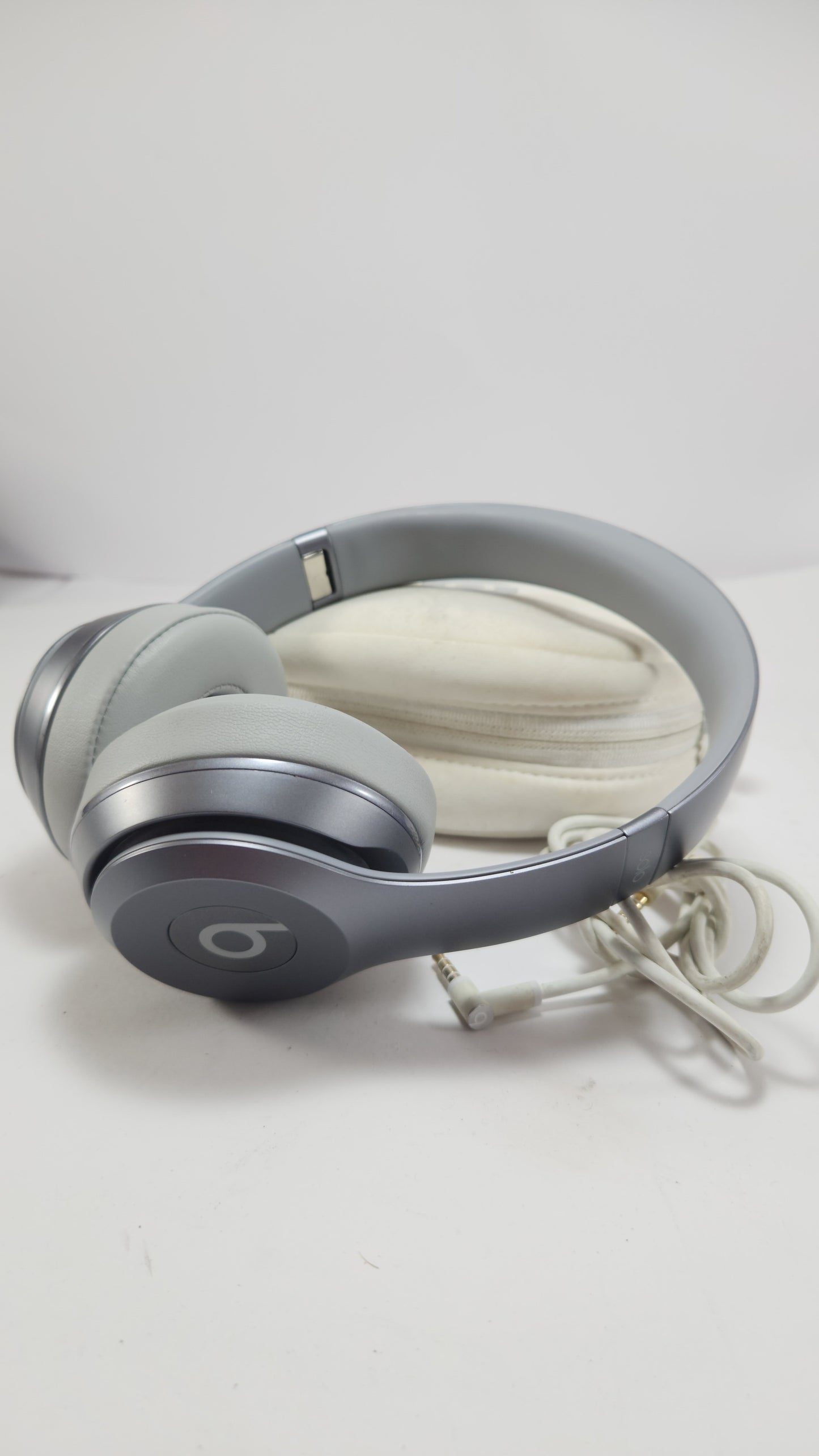 Beats Solo con Cable – Preloved