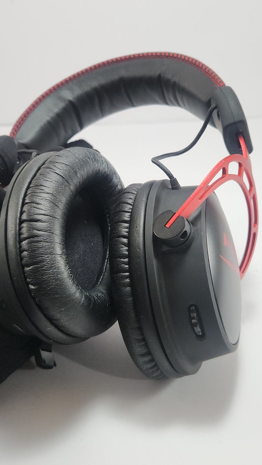 Audifonos HyperX Cloud III Wireless