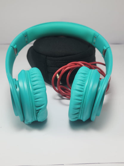 Beats Solo HD – Color Turquesa (con cable)