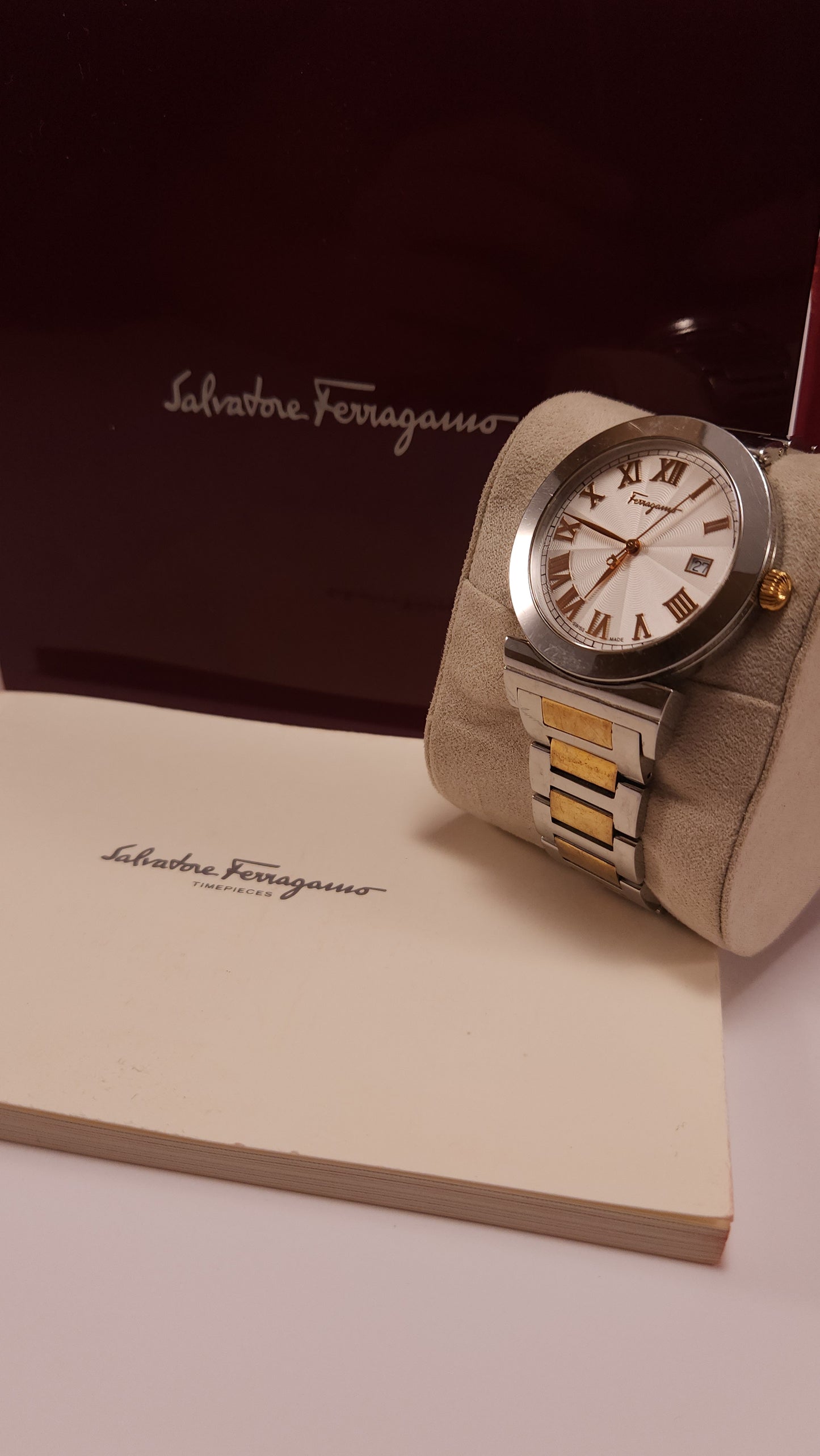 Reloj Salvatore Ferragamo Firenze F71 40MM