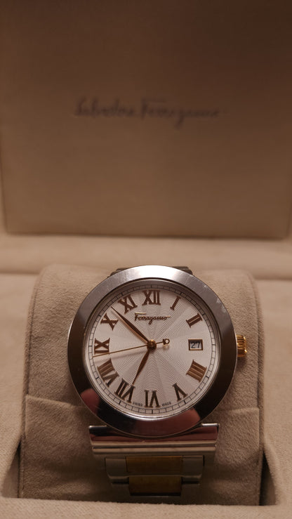 Reloj Salvatore Ferragamo Firenze F71 40MM