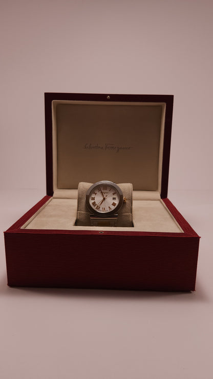 Reloj Salvatore Ferragamo Firenze F71 40MM