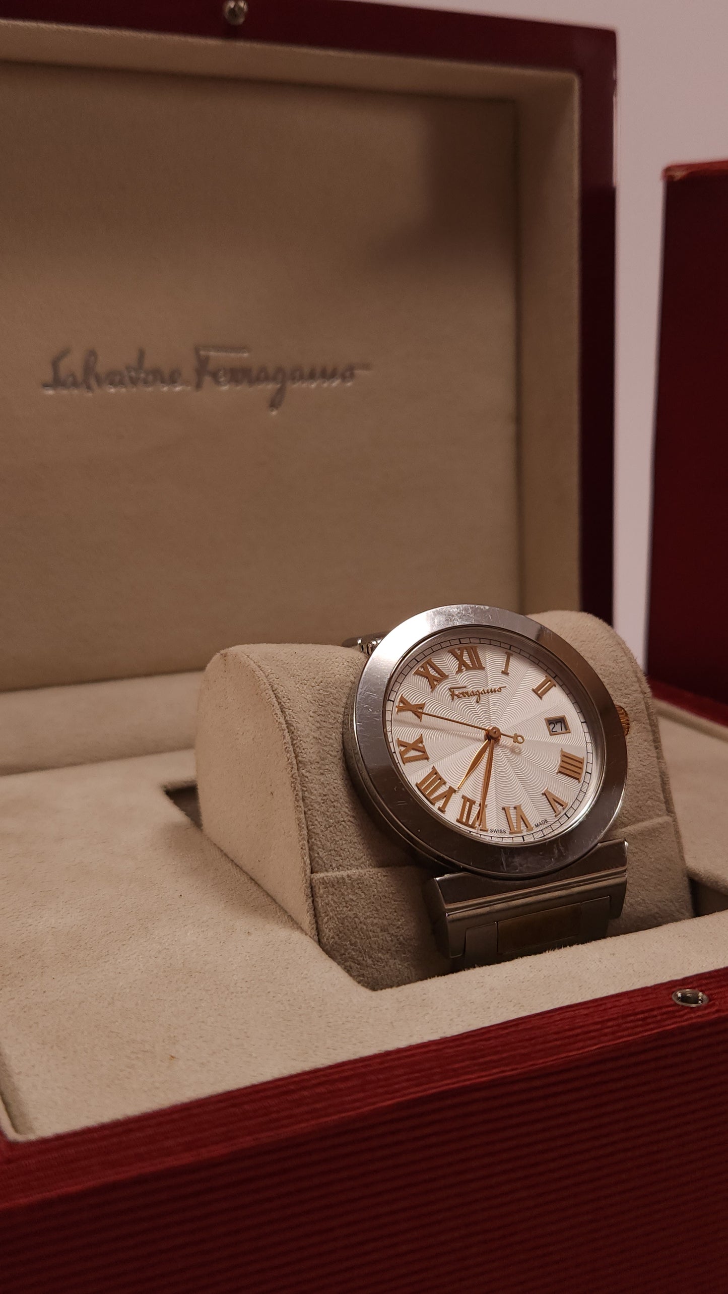 Reloj Salvatore Ferragamo Firenze F71 40MM