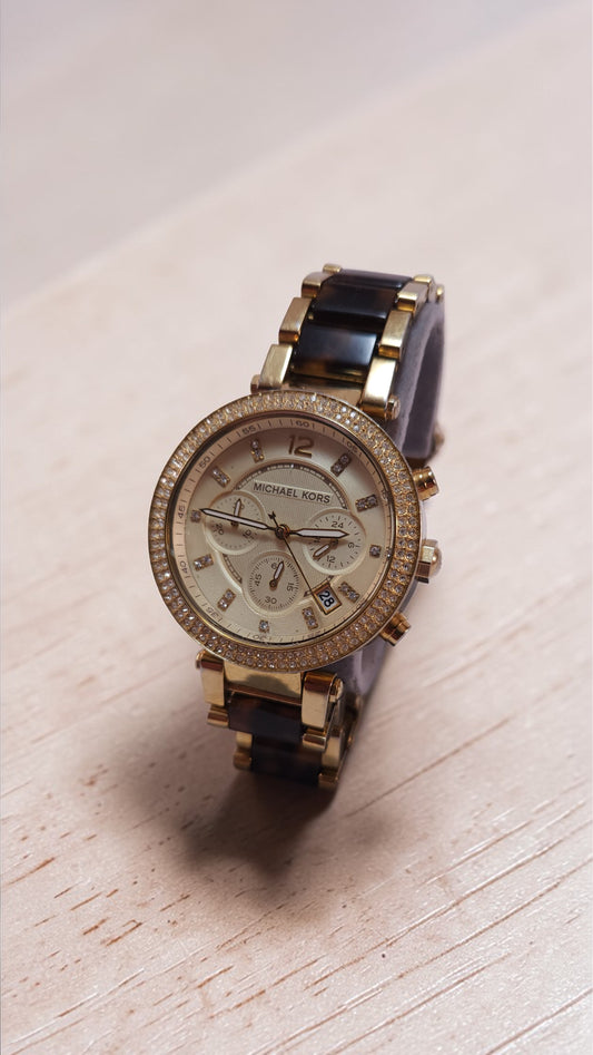 Reloj Michael Kors Dorado con Cafe