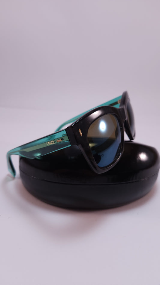 Lentes Fendi Mujer Estilo Cat-Eye FF 0025/S