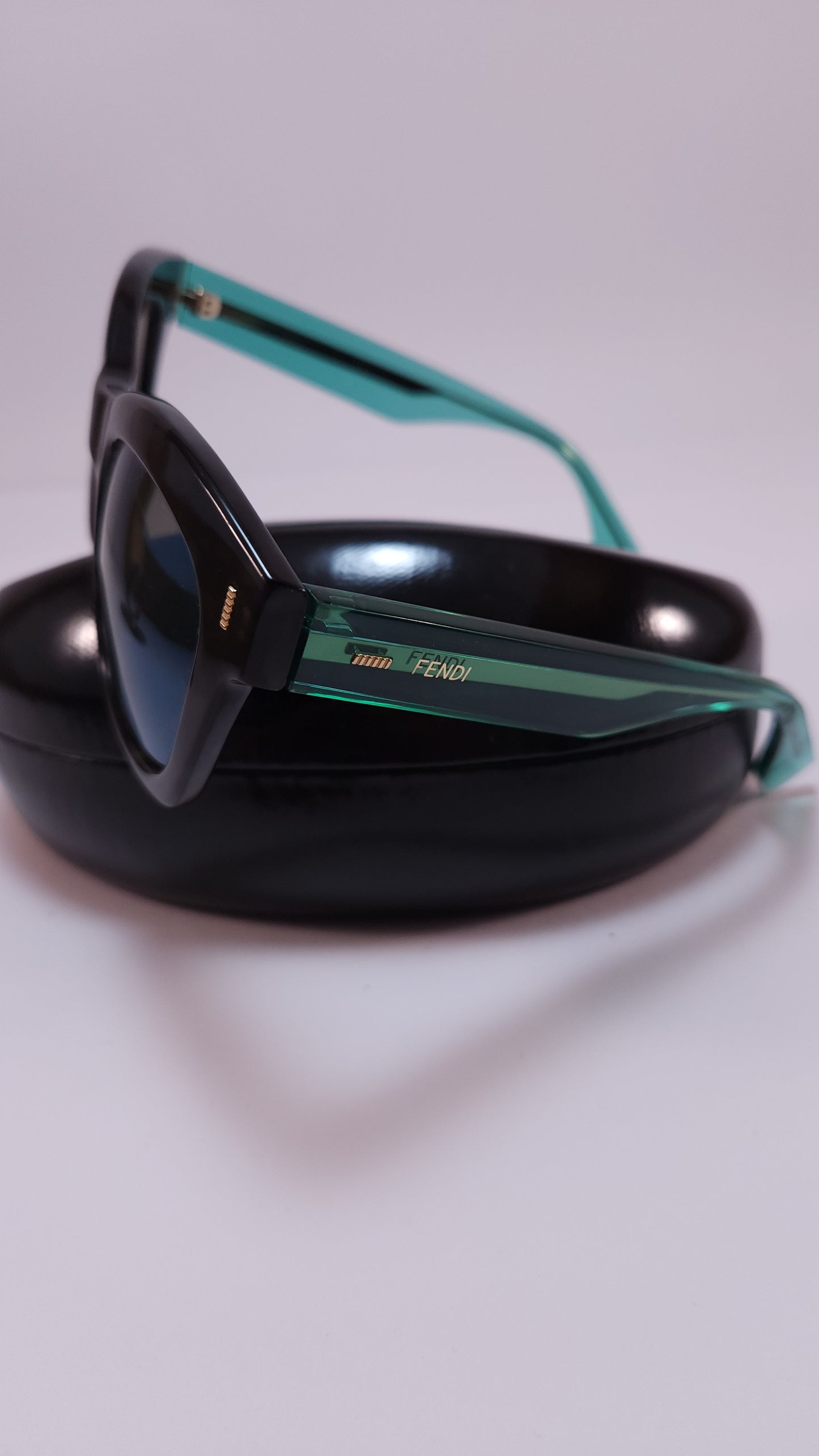 Lentes Fendi Mujer Estilo Cat-Eye FF 0025/S