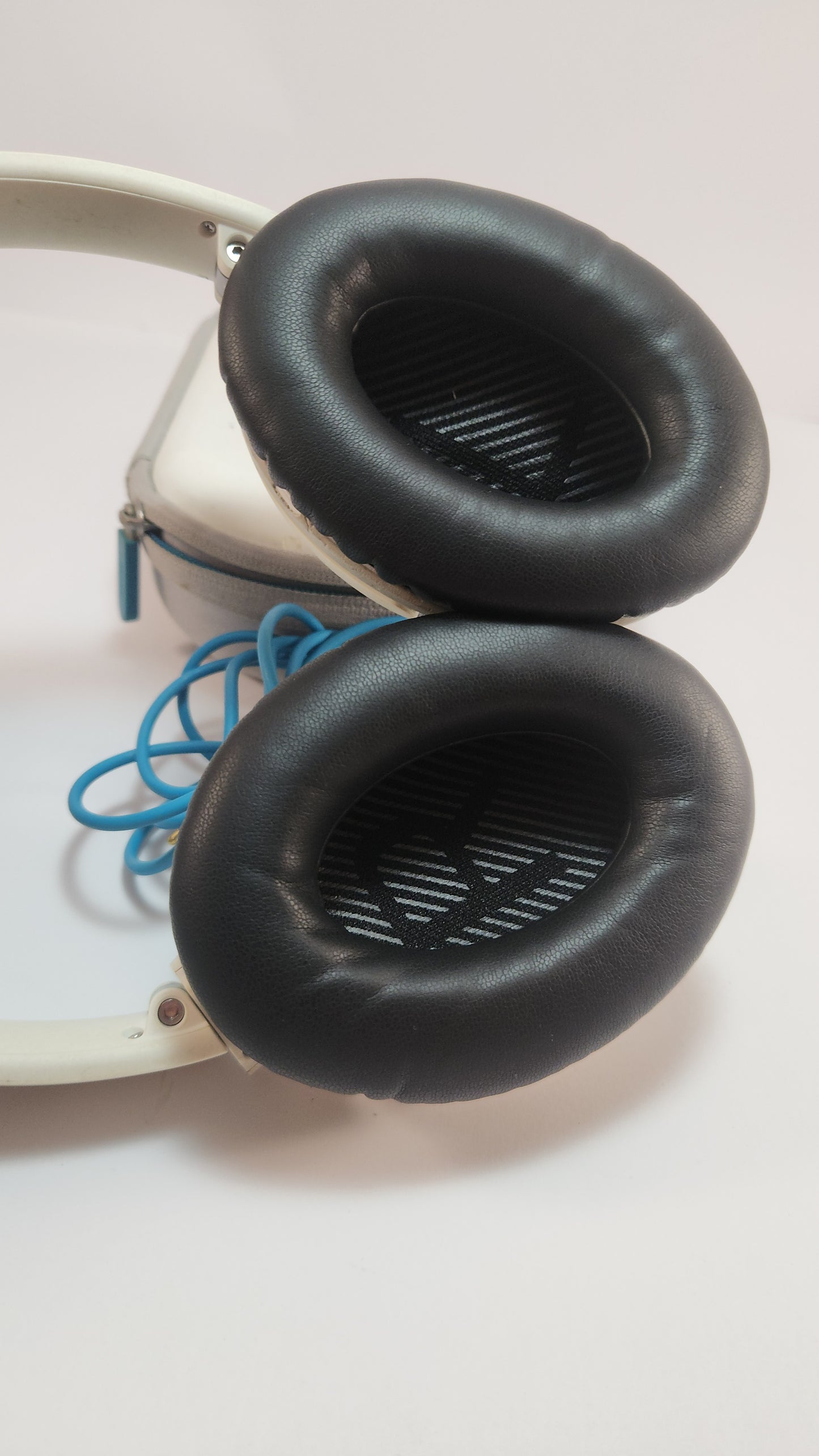Audífonos Bose QuietComfort 25 con Cancelación Activa