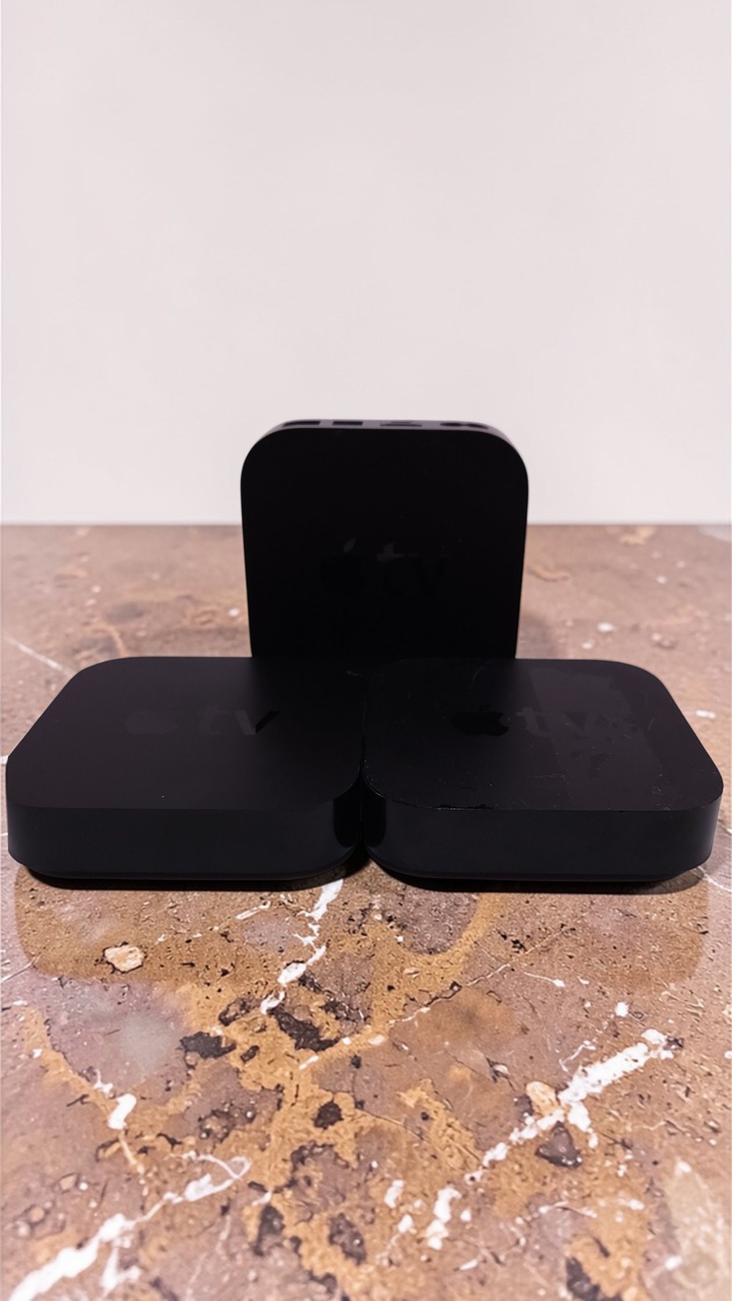 Apple TV Modelo A1469 con Control –  ( No control )