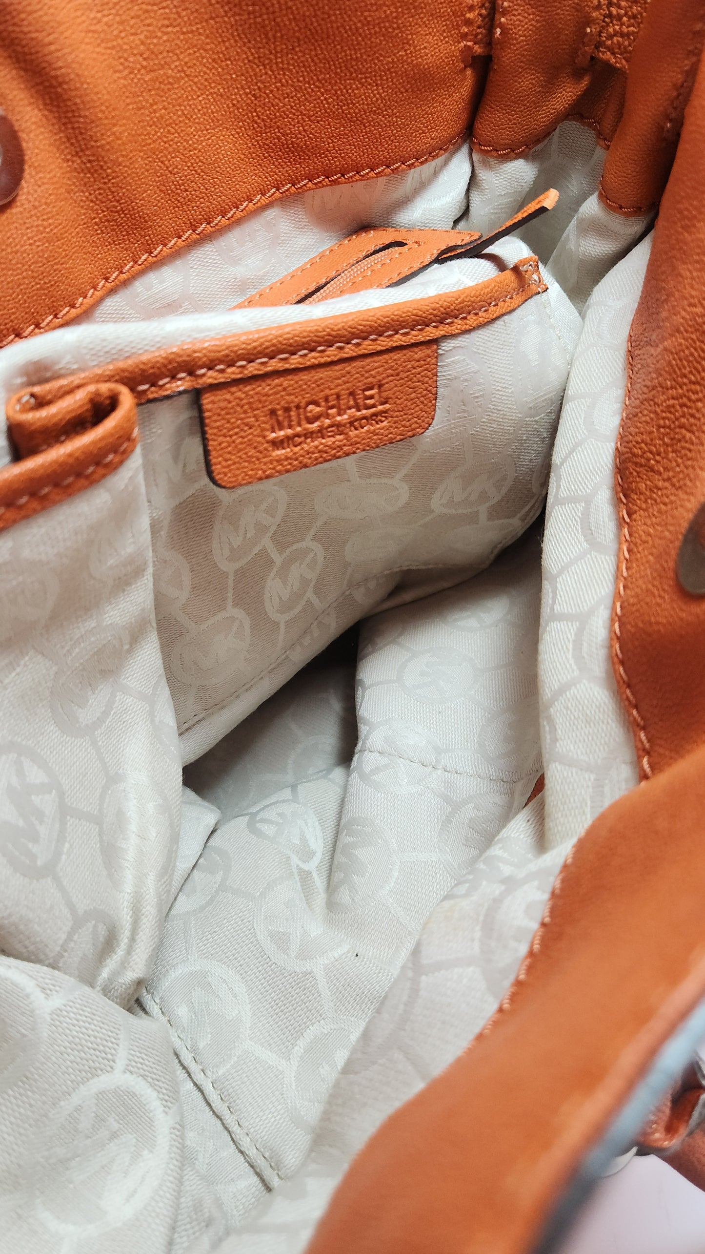 Bolsa Satchel Estructurada Michael Kors Naranja