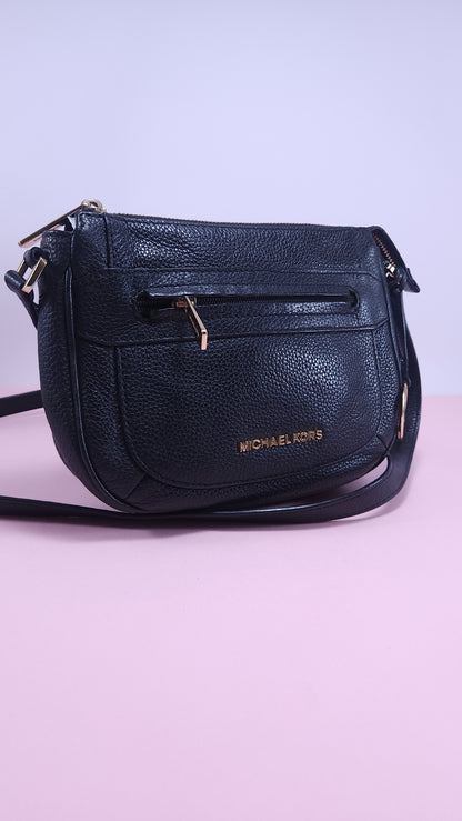 Bolsa Cruzada Michael Kors de Piel Negra