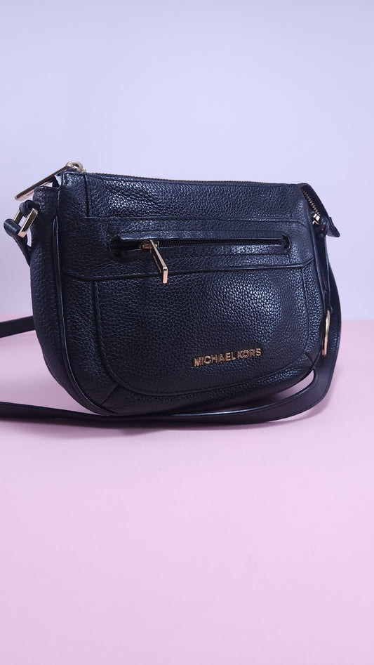 Bolsa Cruzada Michael Kors de Piel Negra