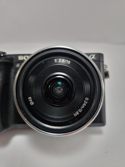 Cámara Sony Alpha A6300 con Rig y Accesorios