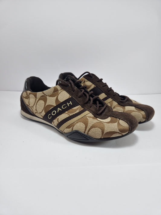 Tenis Coach Monograma Café Talla 5.5