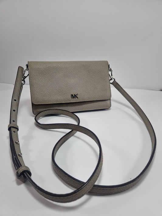 Bolsa Cruzada Michael Kors Jet Set Travel