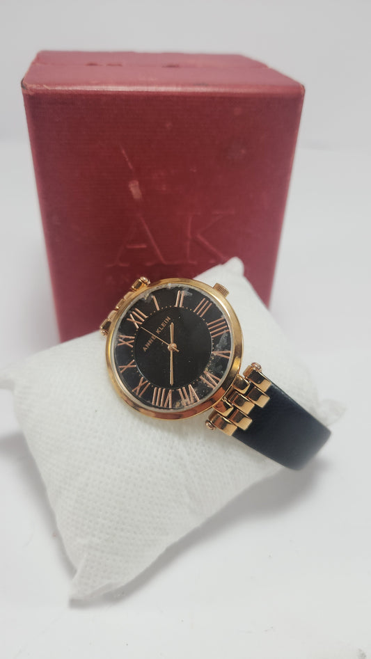 Reloj Anne Klein Redondo Romanos Rosa