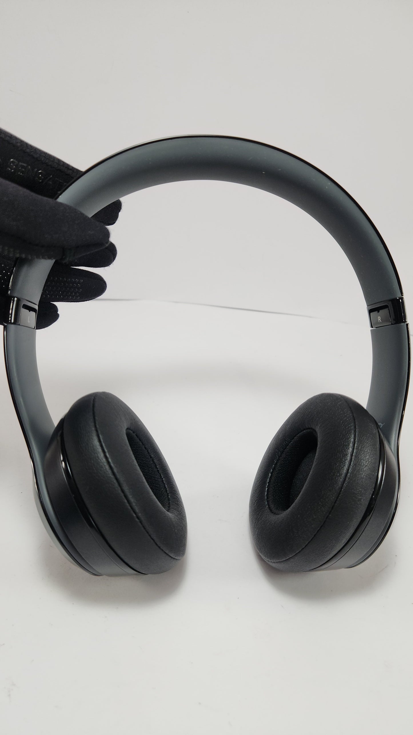 Beats Solo Pre-Loved
