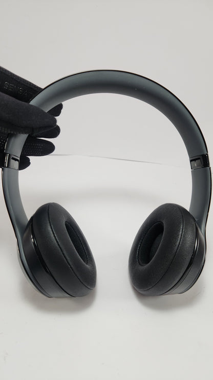 Beats Solo Pre-Loved