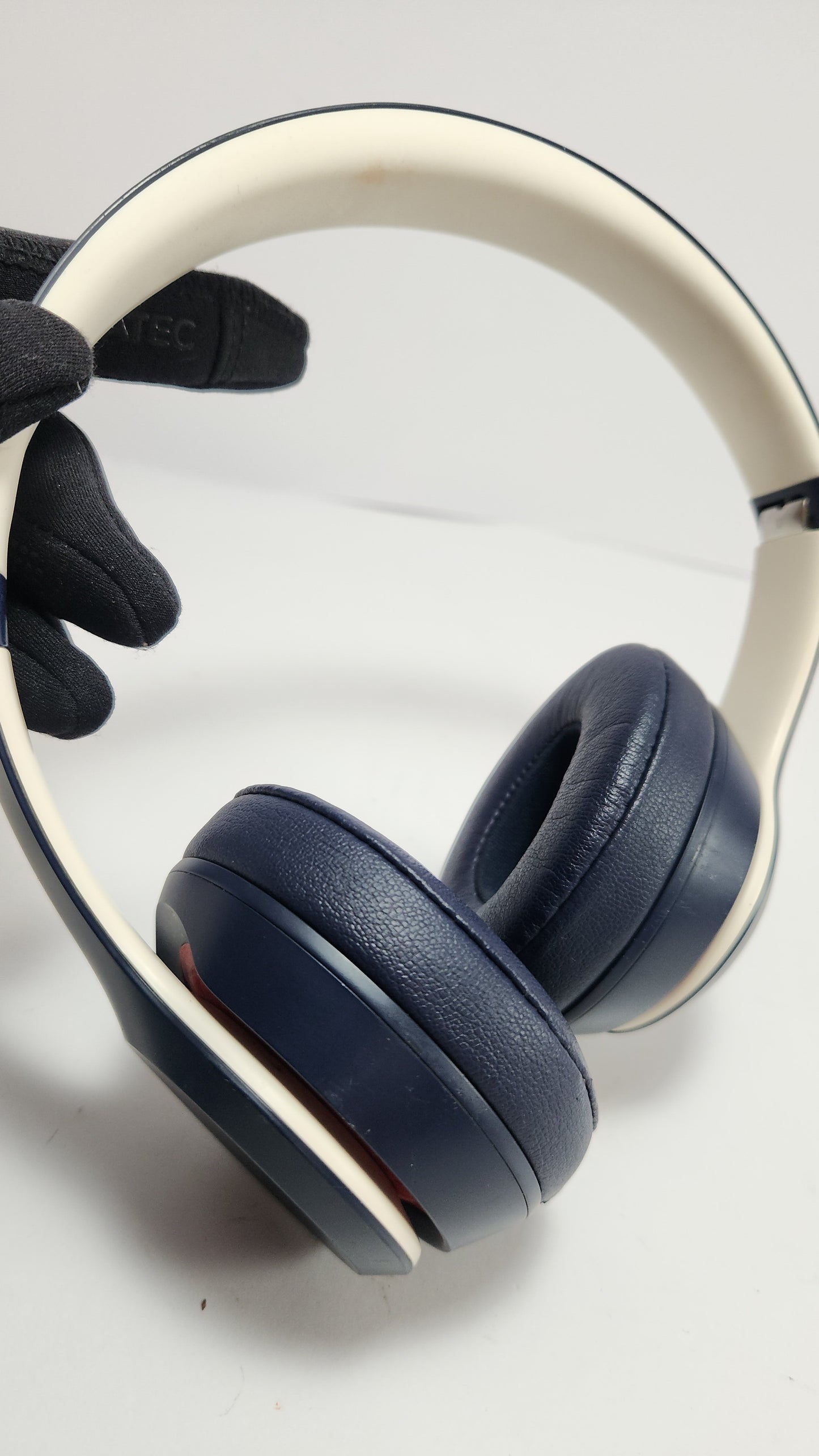 Beats Solo3 Wireless – Audífonos Bluetooth (funcionan solo con cable)