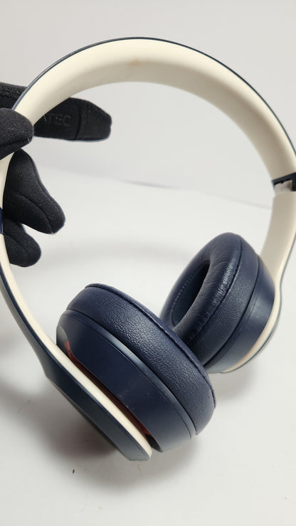 Beats Solo3 Wireless – Audífonos Bluetooth (funcionan solo con cable)