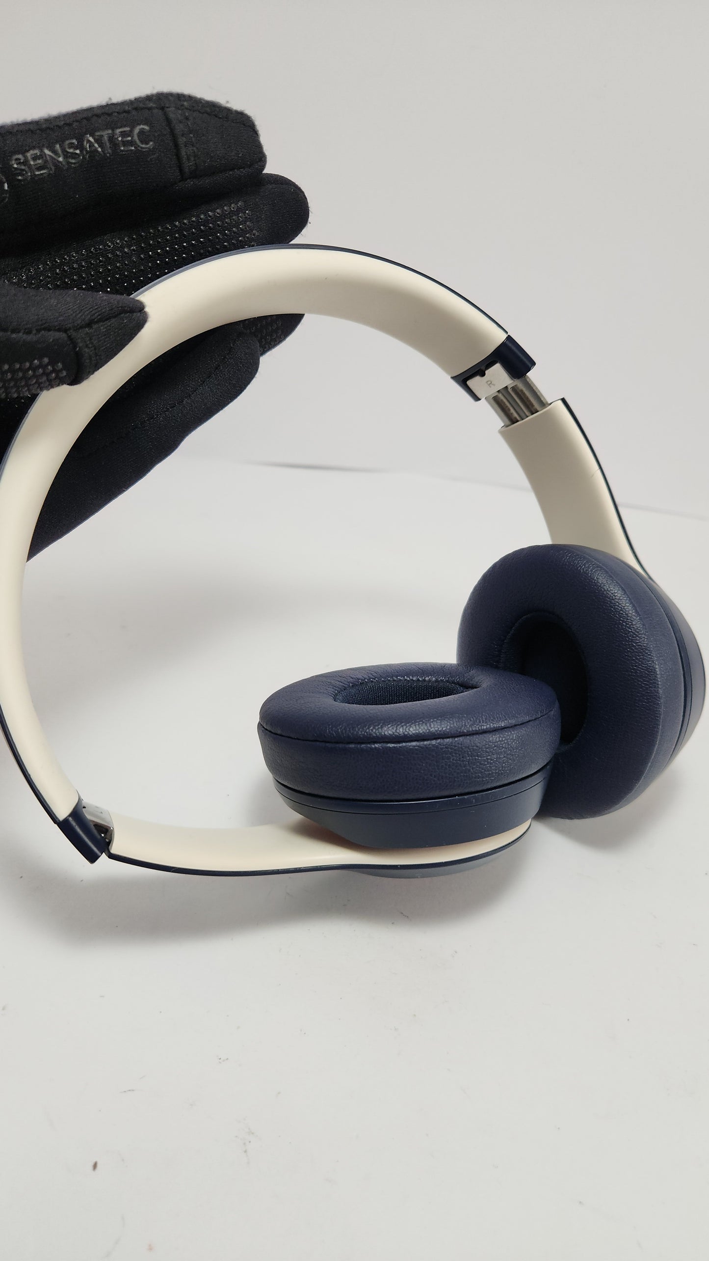 Beats Solo3 Wireless – Audífonos Bluetooth (funcionan solo con cable)