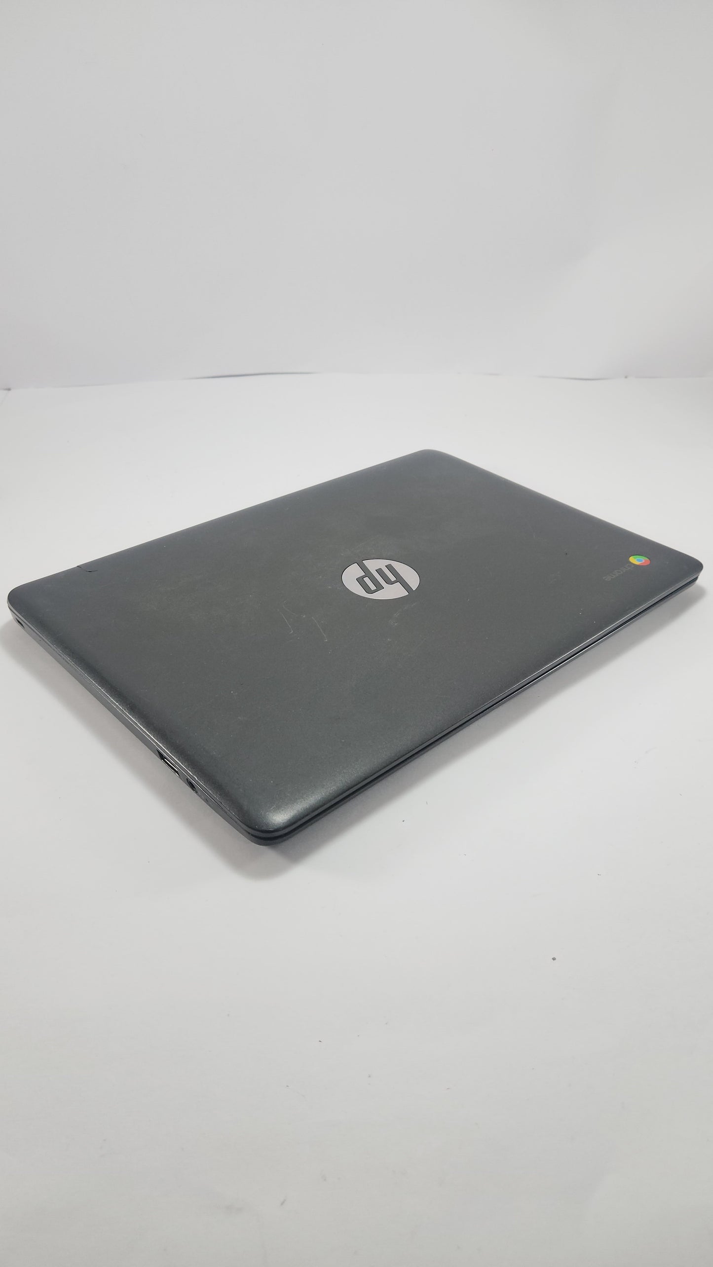 HP Chromebook 11-v032nr – 11.6" Intel Celeron