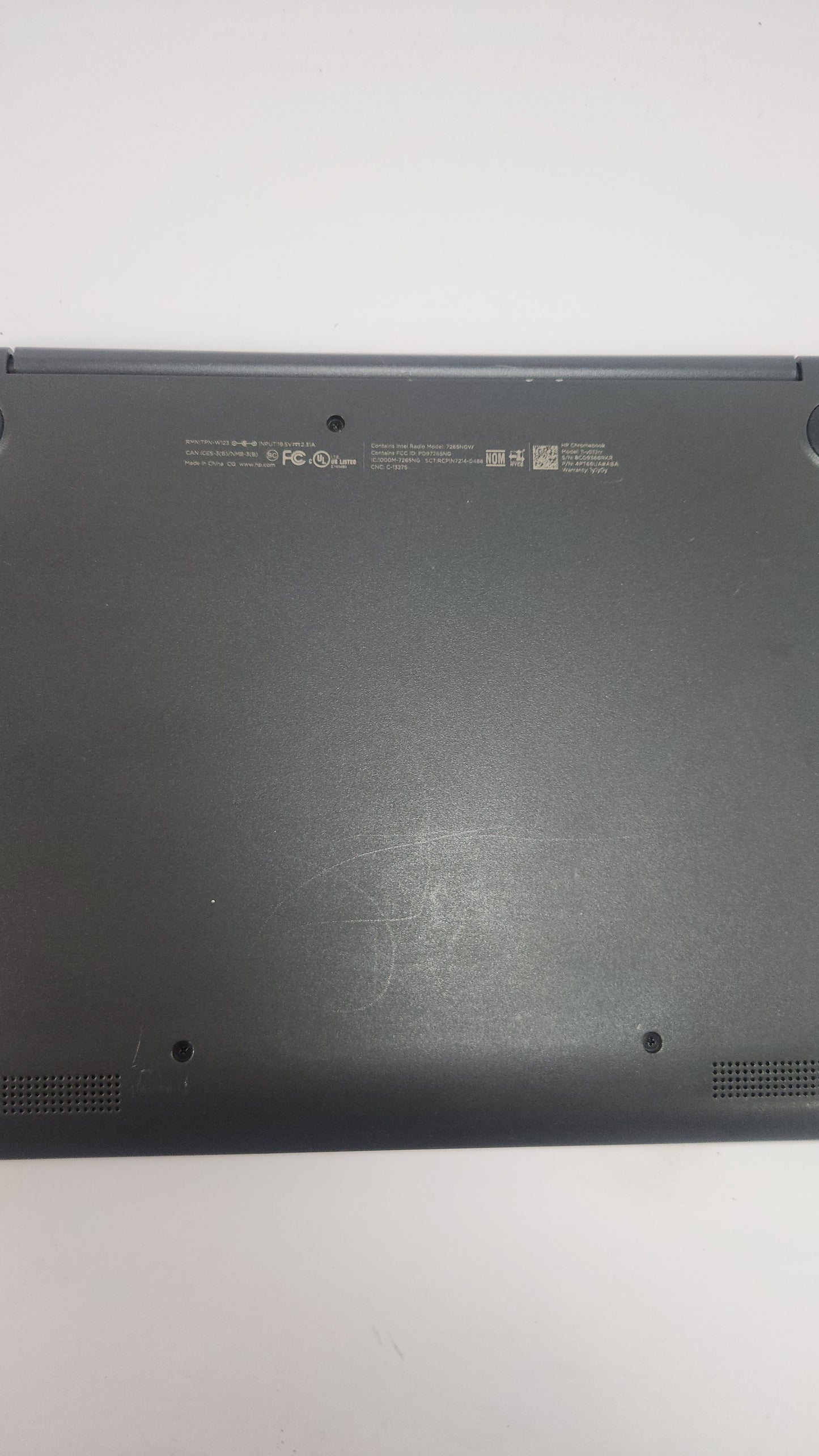 HP Chromebook 11-v032nr – 11.6" Intel Celeron