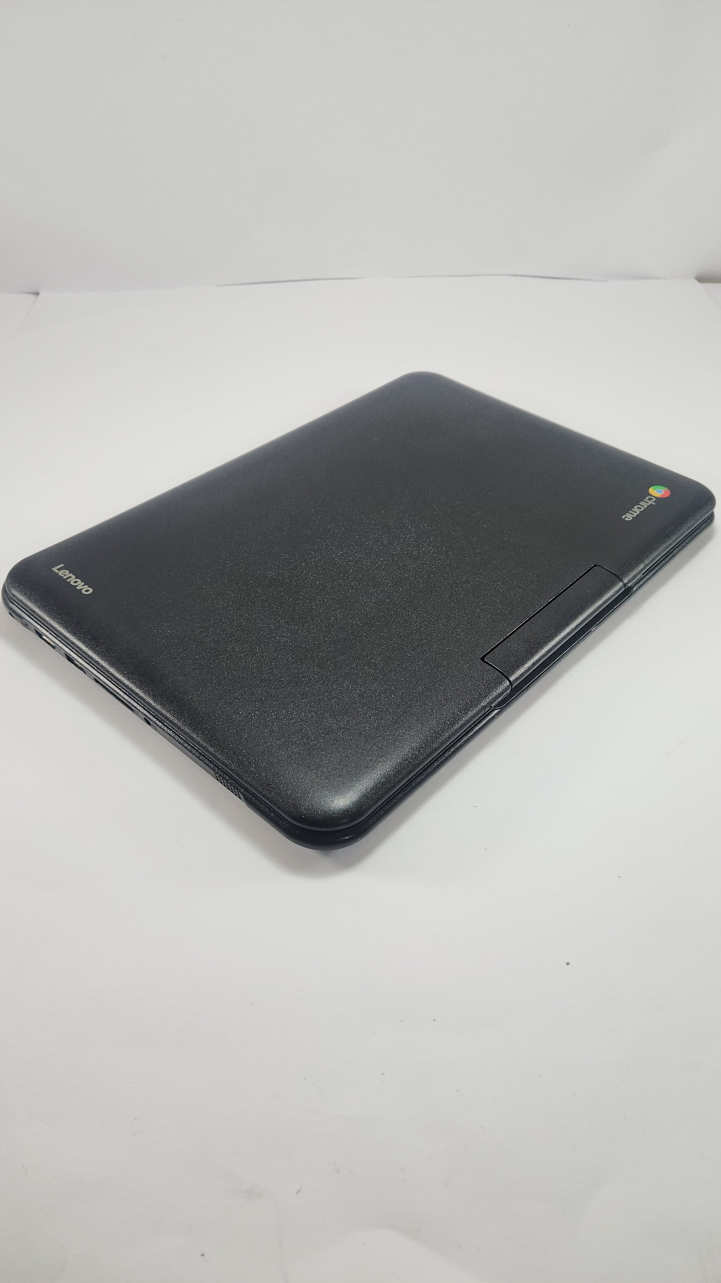 Laptop Lenovo N22  - Preloved