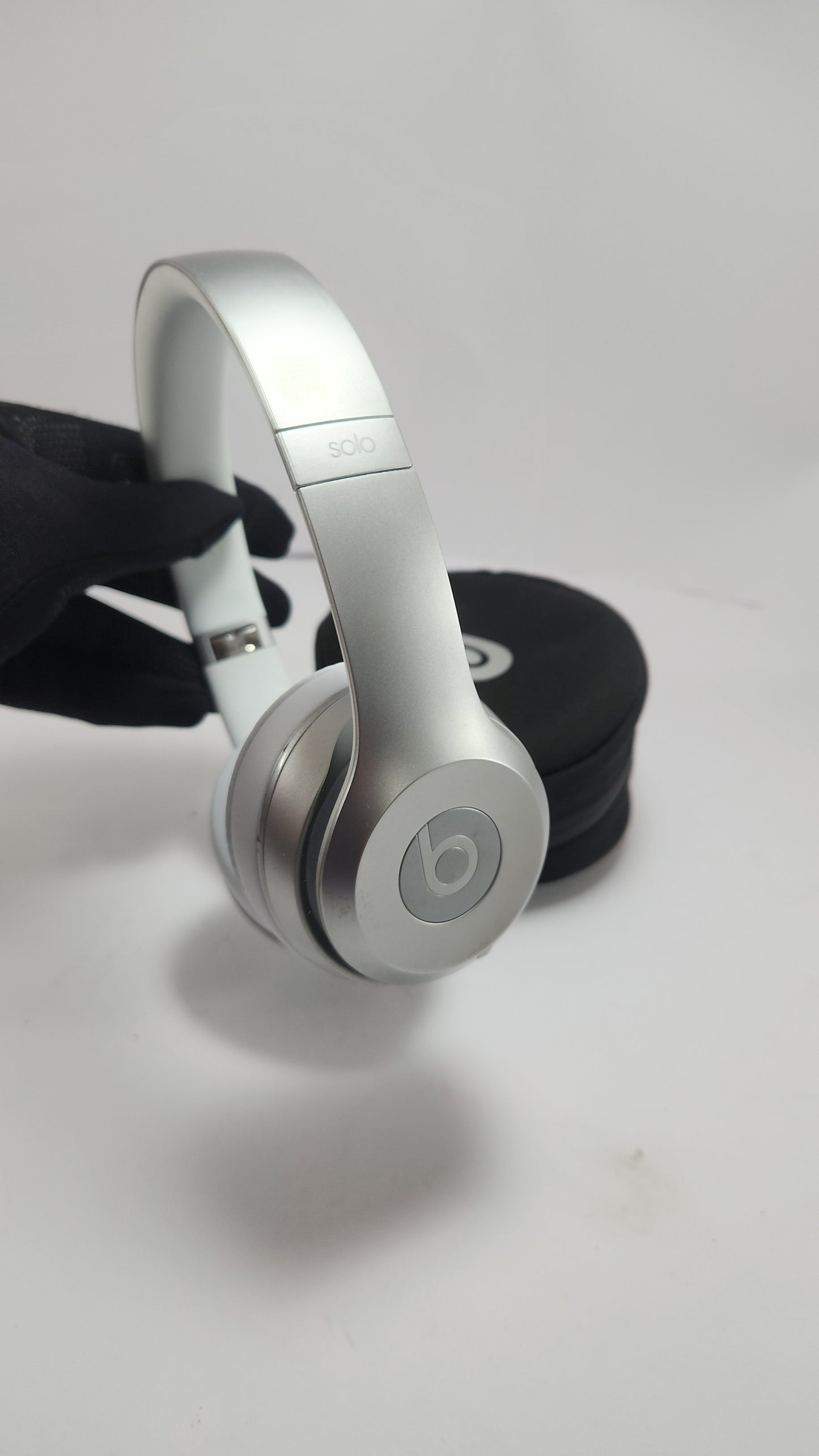 Beats Solo Wireless (Plata)