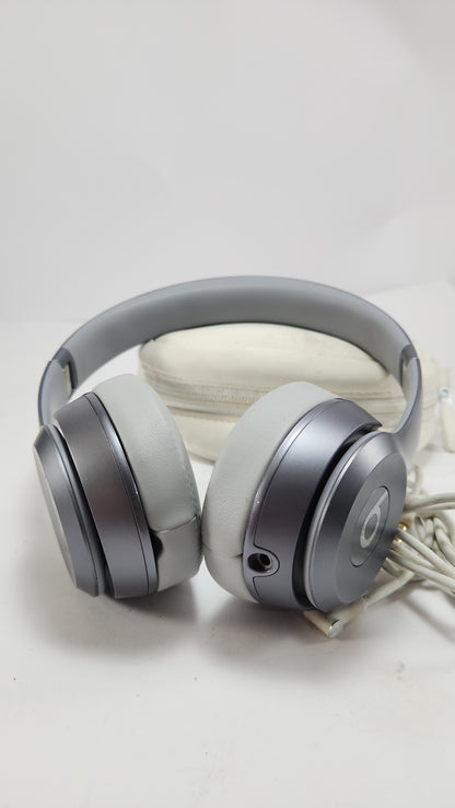 Beats Solo con Cable – Preloved
