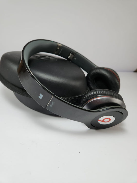 Beats Solo HD – Clásicos | Color Negro