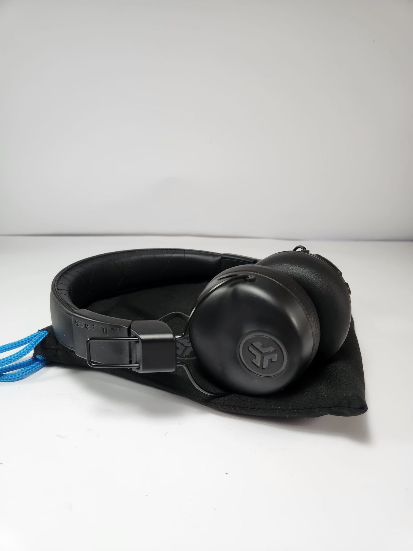 Audífonos JLab Inalámbricos