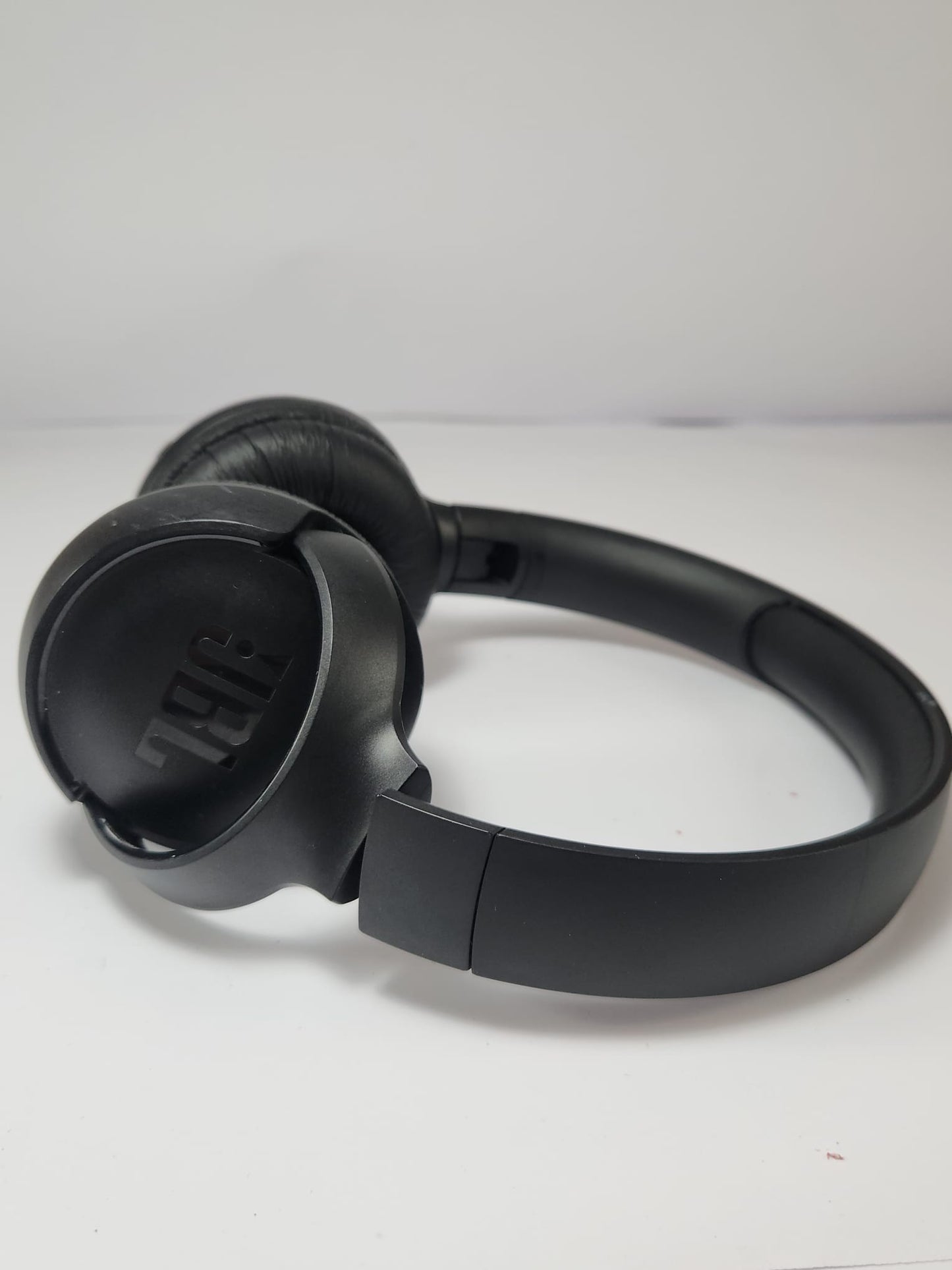 Audífonos JBL TUNE – On-Ear / Bass Sound