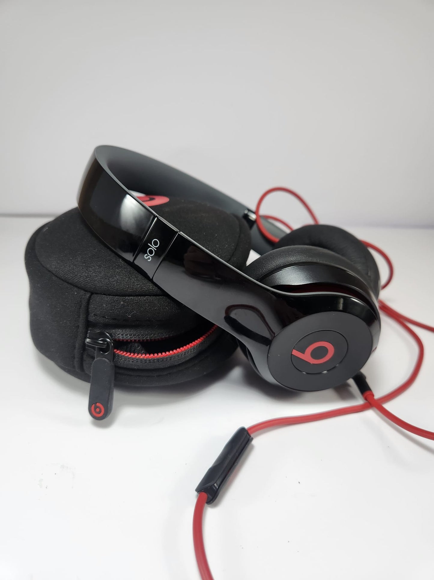 Beats Solo – Con Cable (3.5mm)