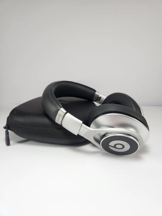 Beats Executive – Cancelación Activa de Ruido