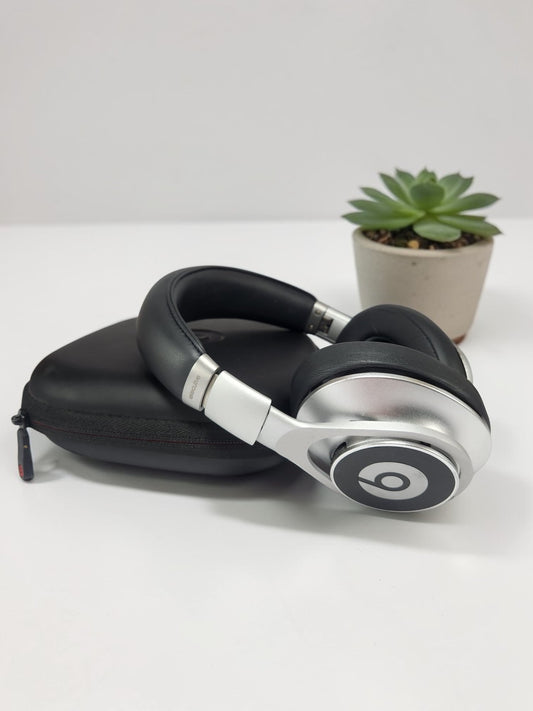 Beats Executive – Cancelación Activa de Ruido