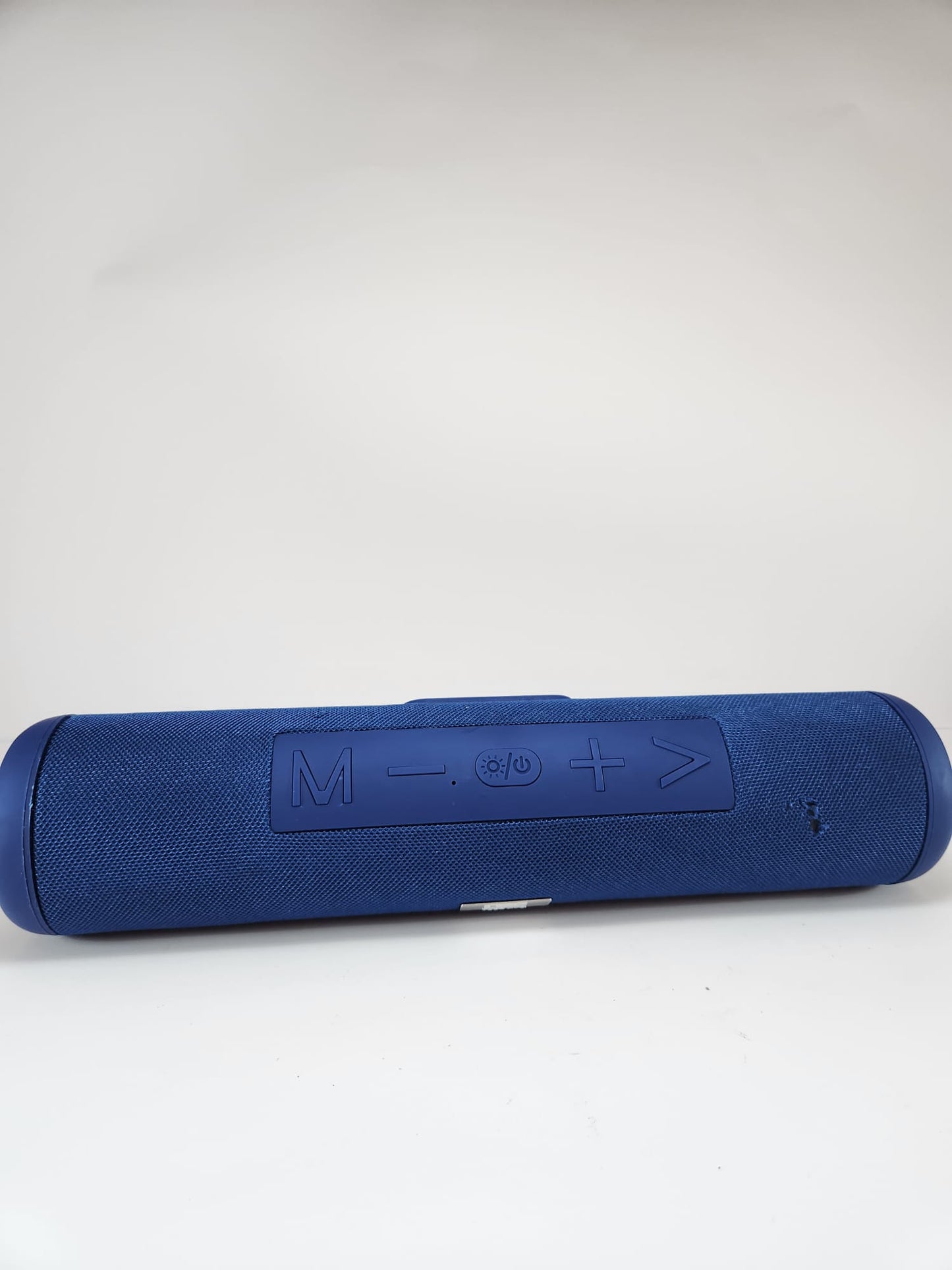 Bocina Titan Bluetooth azul