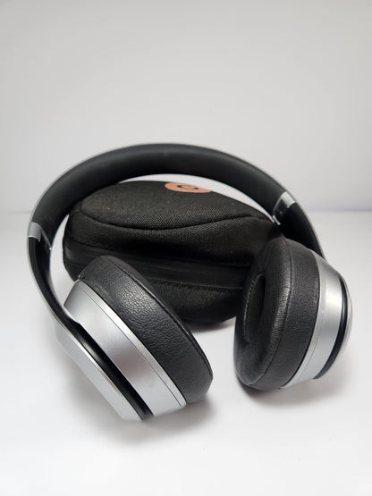 Beats Solo 2 Wireless – Bluetooth