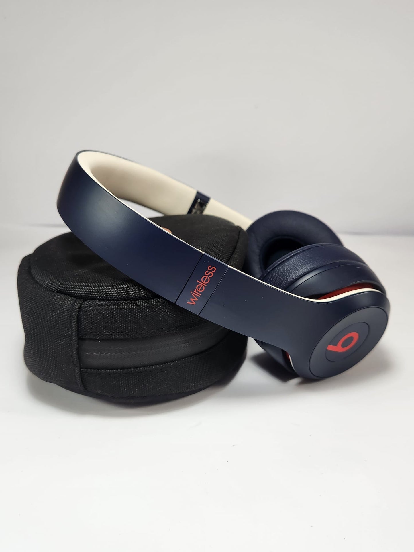 Beats Solo³ Wireless – Edición Navy
