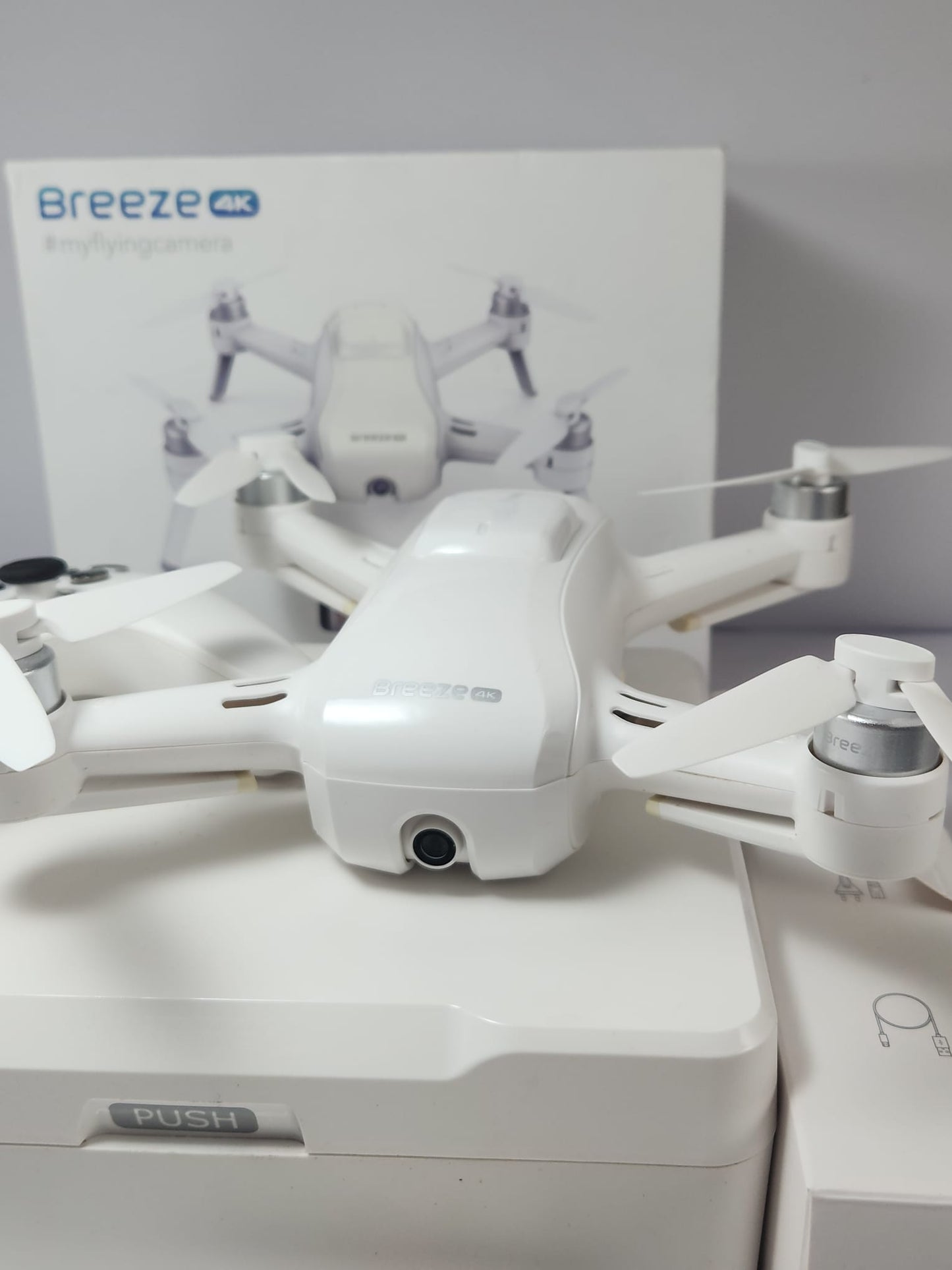 Drone Yuneec Breeze 4K