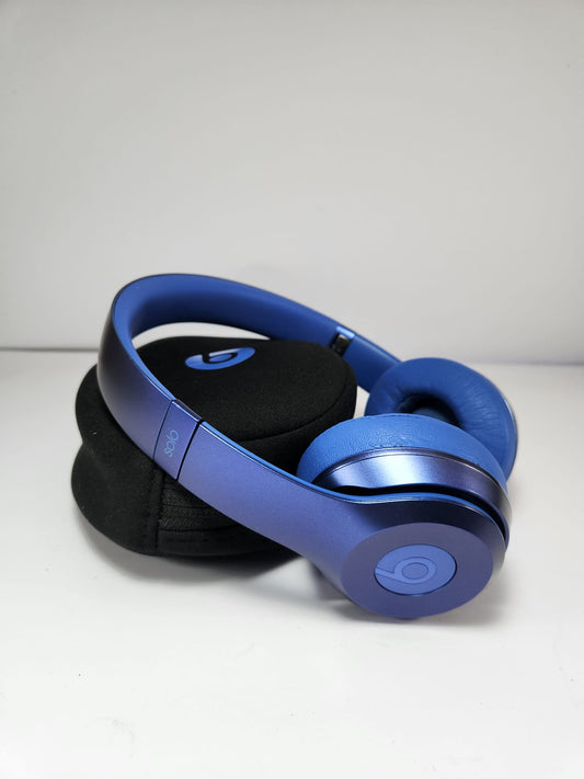 Beats Solo (Cable) – Azul Eléctrico